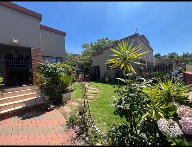 3 BEDROOM HOUSE FOR SALE IN WINCHESTER HILLS EXT 3